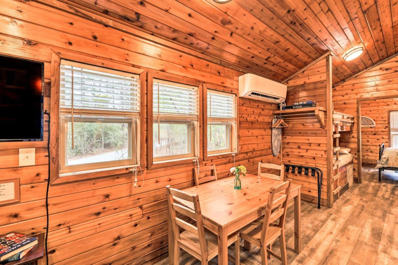 Charming New Bern Log Cabin - Pets Welcome! Buitenkant foto