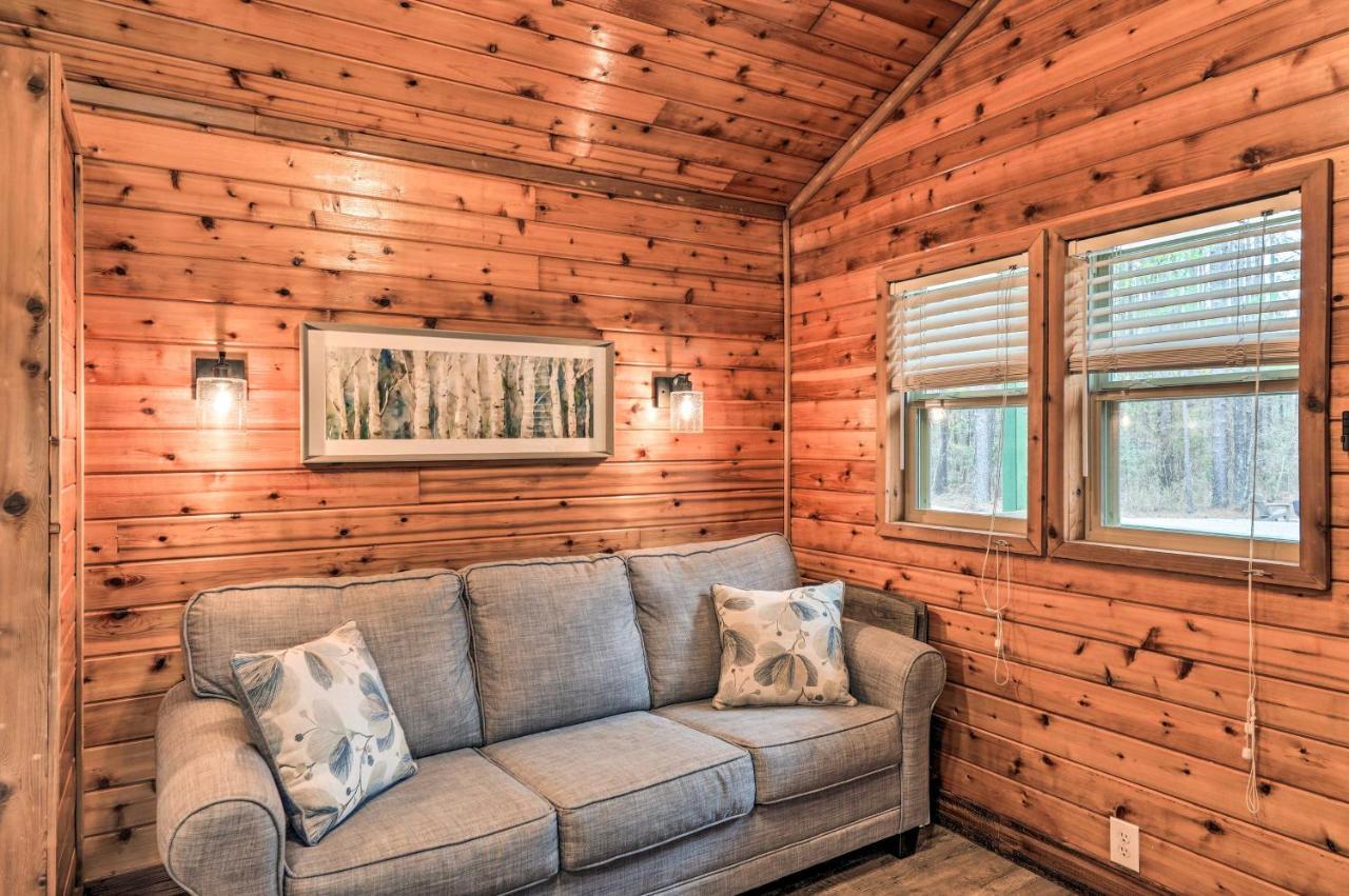 Charming New Bern Log Cabin - Pets Welcome! Buitenkant foto