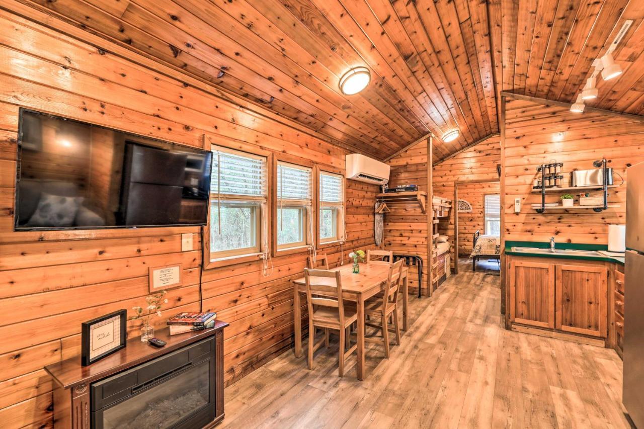 Charming New Bern Log Cabin - Pets Welcome! Buitenkant foto