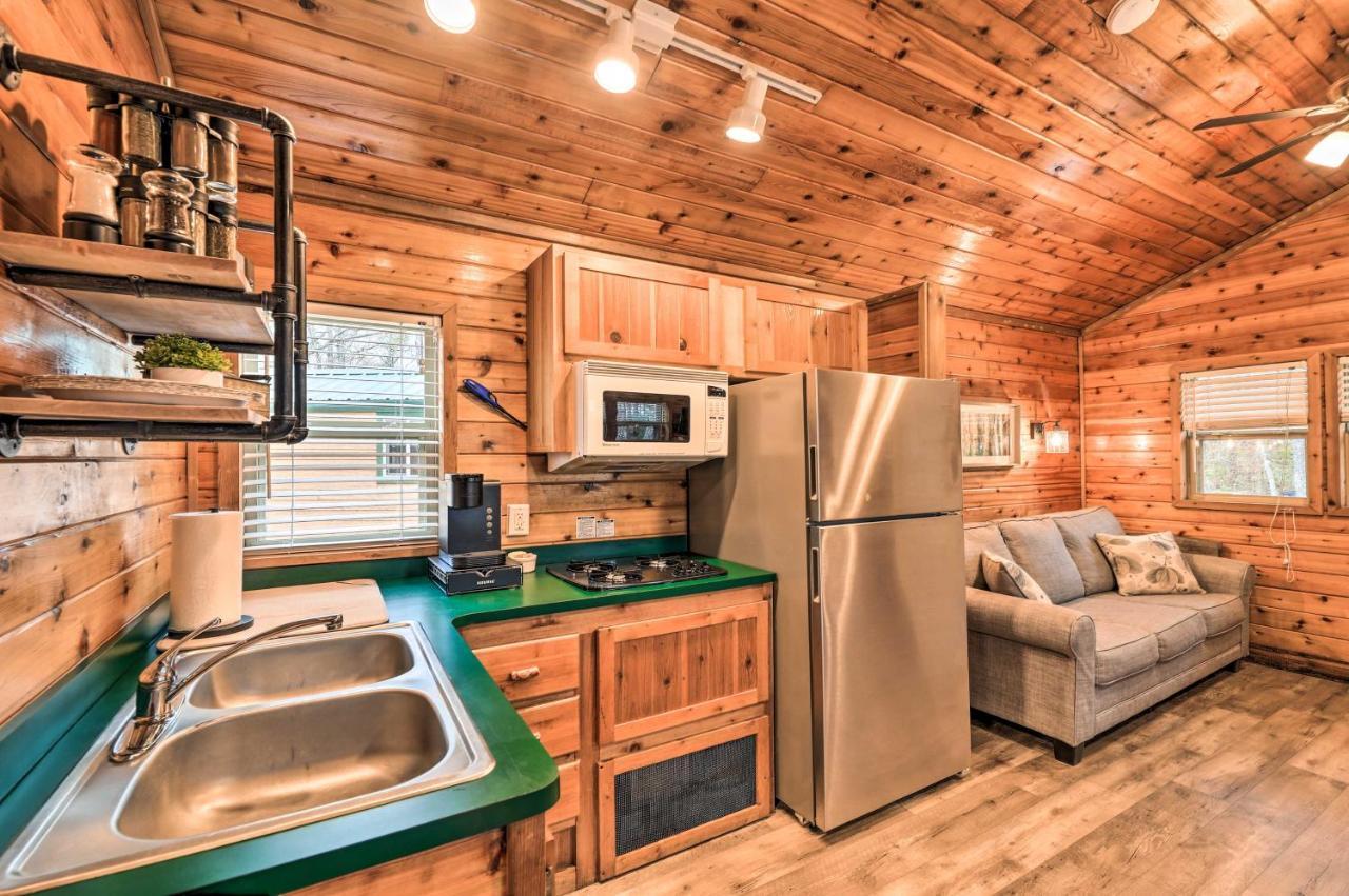 Charming New Bern Log Cabin - Pets Welcome! Buitenkant foto