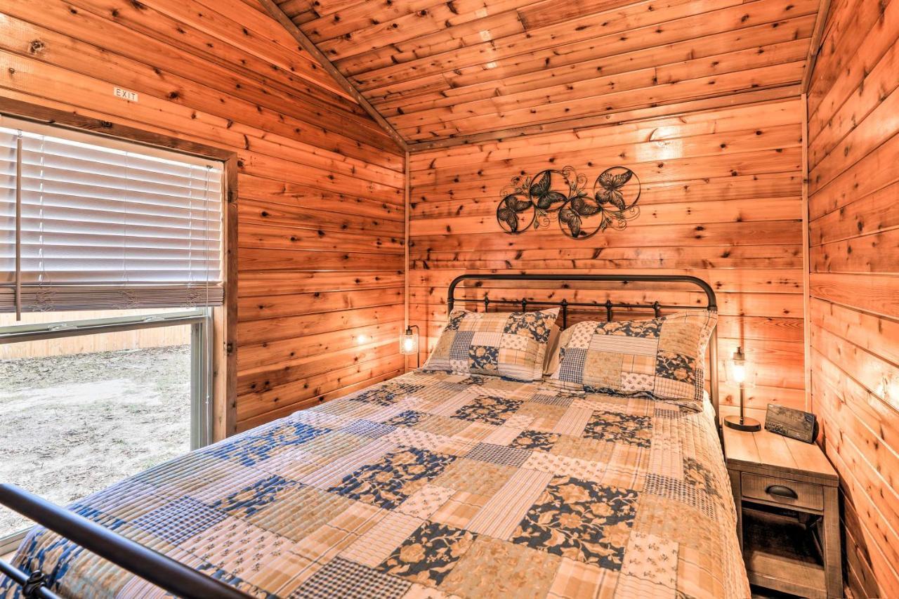 Charming New Bern Log Cabin - Pets Welcome! Buitenkant foto